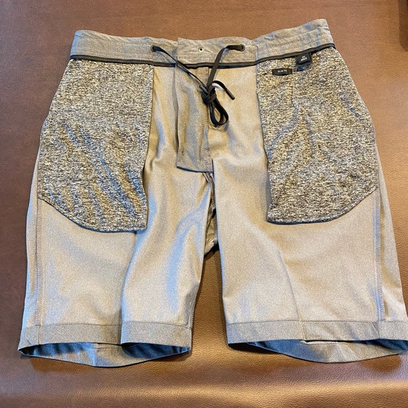 Kenneth Cole Shorts - Picture 8 of 11